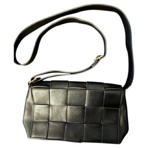 Alexis Bendel Woven Black Shoulder Bag